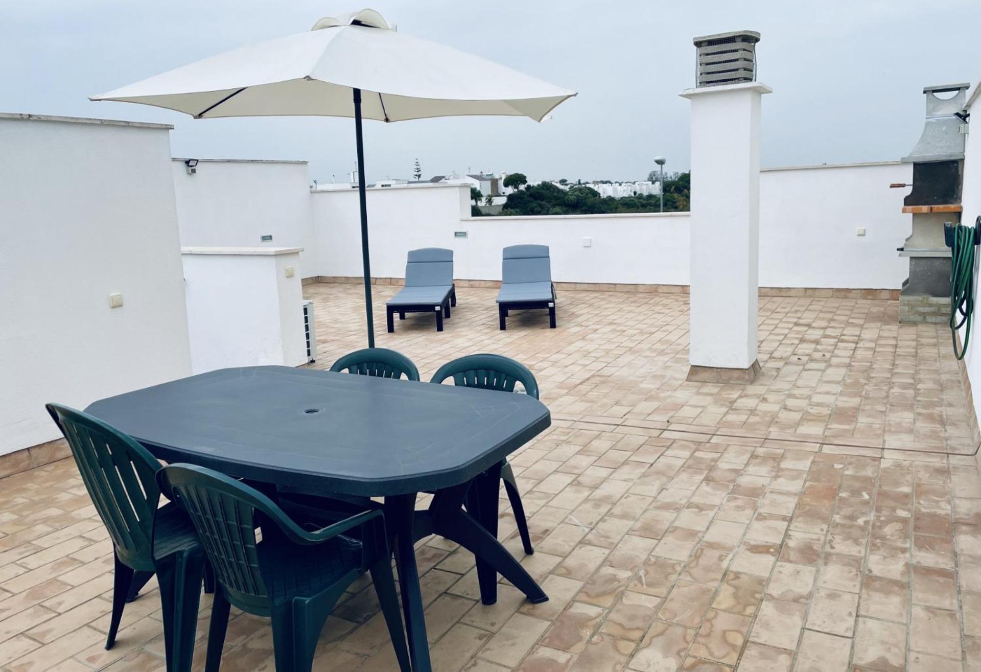 شقة Atico Premium Conil Con 2 Terrazas, Parking, Piscina, Aire Ac Y Wifi -Solo Familias Y Parejas- كونيل ذي لا فرونتيرا المظهر الخارجي الصورة