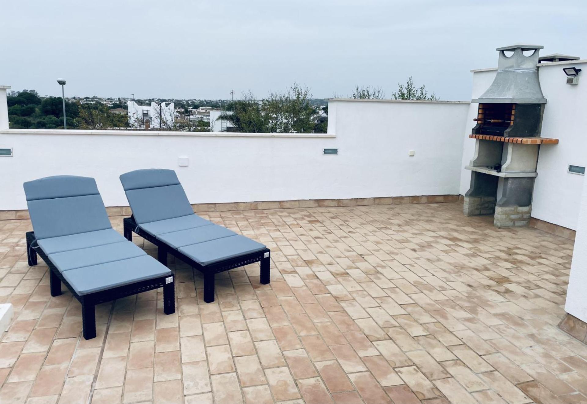 شقة Atico Premium Conil Con 2 Terrazas, Parking, Piscina, Aire Ac Y Wifi -Solo Familias Y Parejas- كونيل ذي لا فرونتيرا المظهر الخارجي الصورة