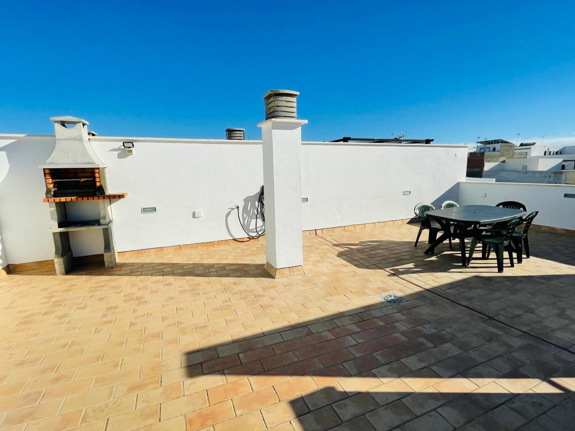 شقة Atico Premium Conil Con 2 Terrazas, Parking, Piscina, Aire Ac Y Wifi -Solo Familias Y Parejas- كونيل ذي لا فرونتيرا المظهر الخارجي الصورة